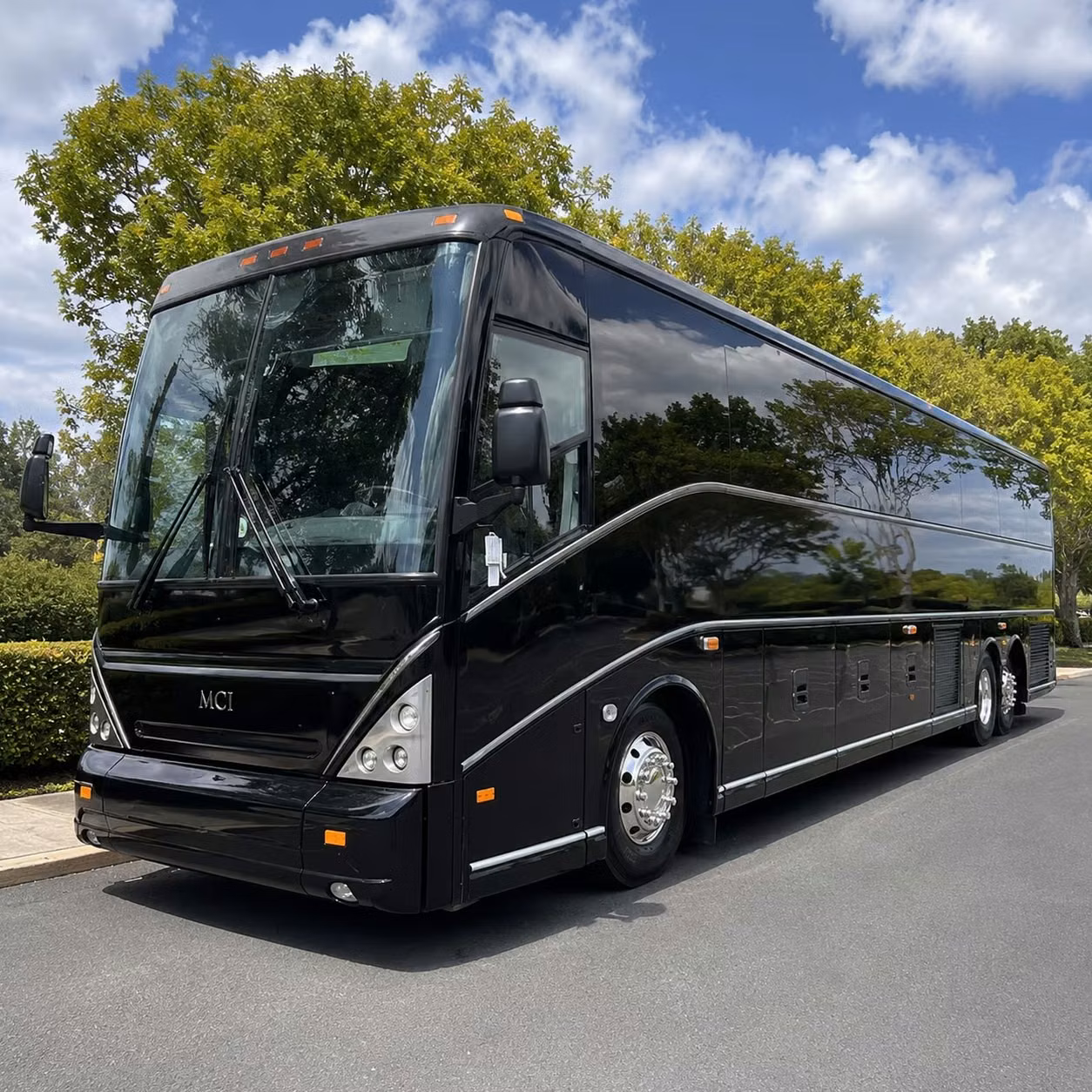 airport transfer shuttles to and from charleston international airport
